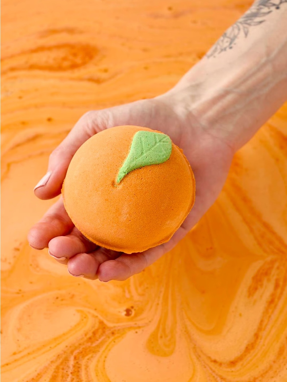 Lush “We Put the Whole Fruit In” Orange Citrus Bath Bomb 🍊✨
